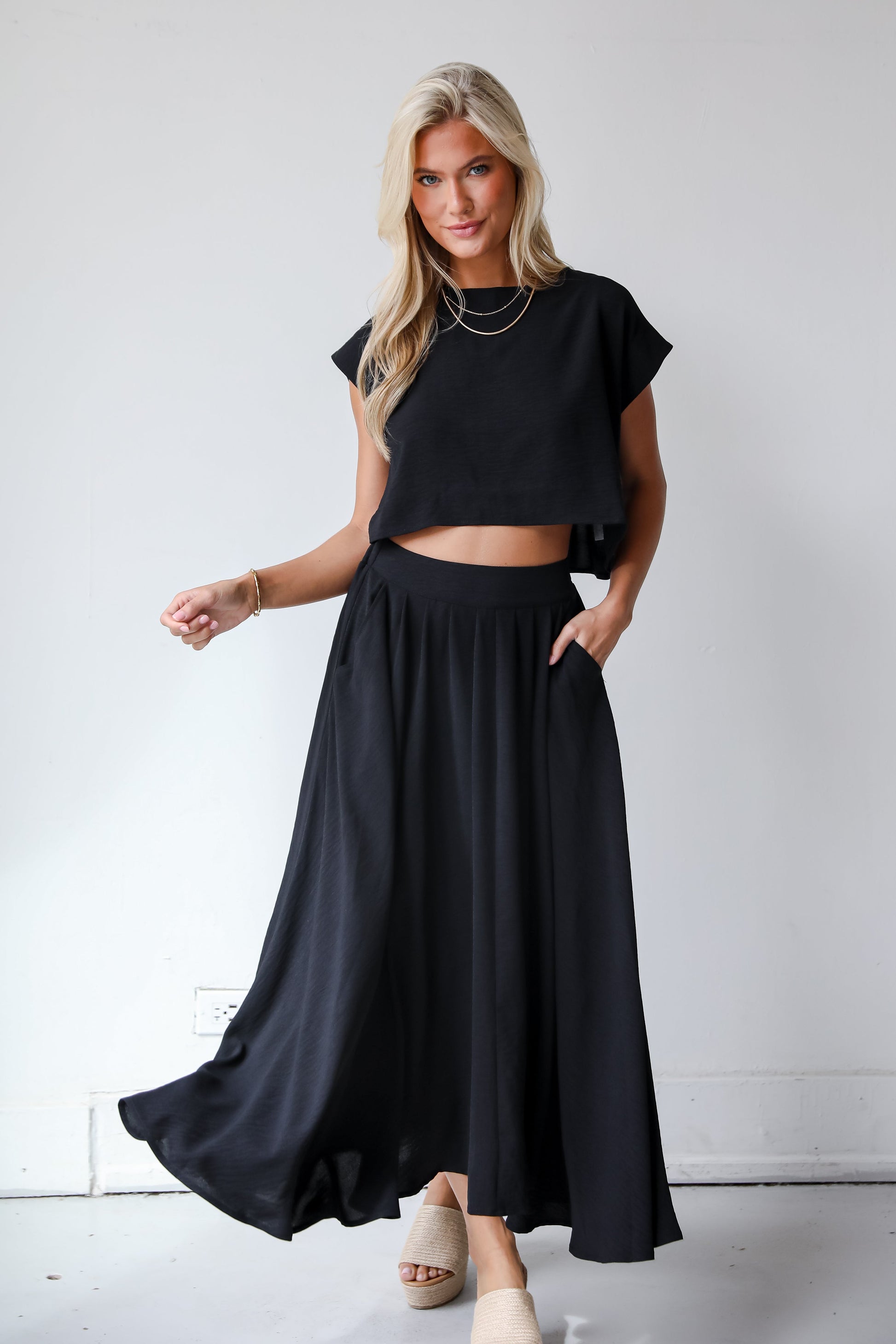 Effortless Escape Black Cropped Blouse